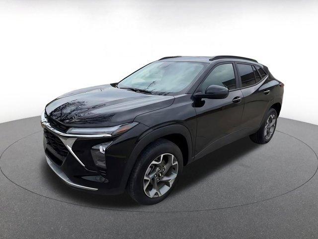 used 2025 Chevrolet Trax car, priced at $20,769