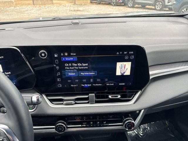 used 2025 Chevrolet Equinox car, priced at $22,578