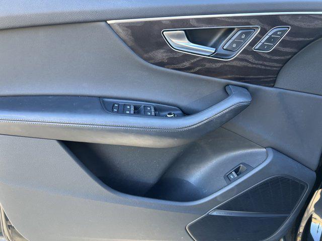 used 2021 Audi Q7 car, priced at $32,999
