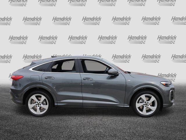 new 2025 Audi Q5 car, priced at $61,992