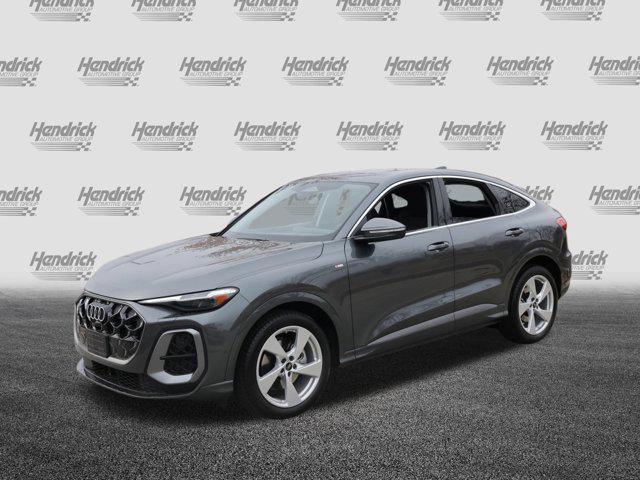new 2025 Audi Q5 car, priced at $61,992