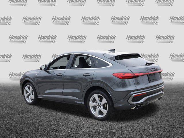 new 2025 Audi Q5 car, priced at $61,992