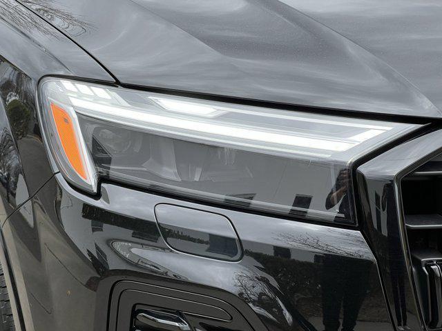 new 2026 Audi Q7 car, priced at $65,131