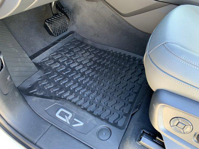 new 2026 Audi Q7 car, priced at $75,946