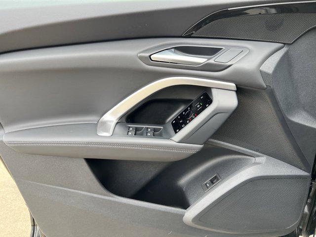 new 2025 Audi Q5 car, priced at $53,962