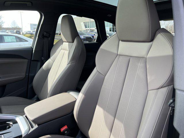 new 2025 Audi Q5 car, priced at $60,374