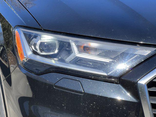 used 2023 Audi Q7 car, priced at $40,998