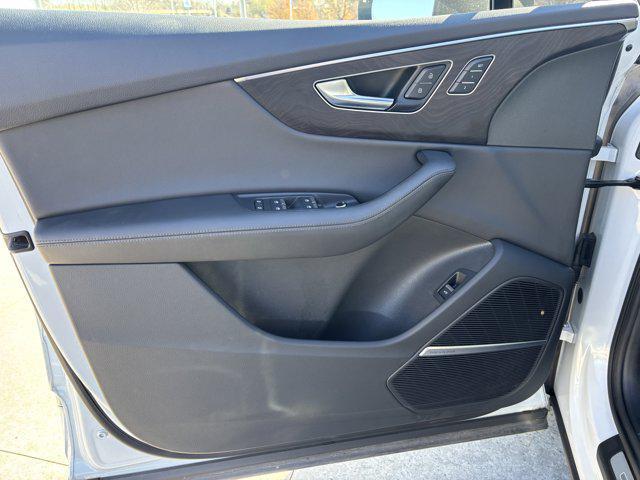 used 2023 Audi Q7 car, priced at $41,488