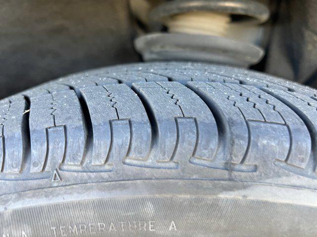 used 2021 GMC Acadia car, priced at $29,226