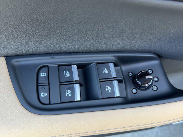 new 2026 Audi Q7 car, priced at $73,812