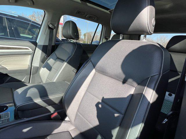 used 2023 Volkswagen Atlas car, priced at $30,999
