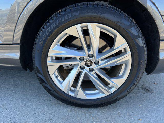 used 2023 Audi Q7 car, priced at $51,999