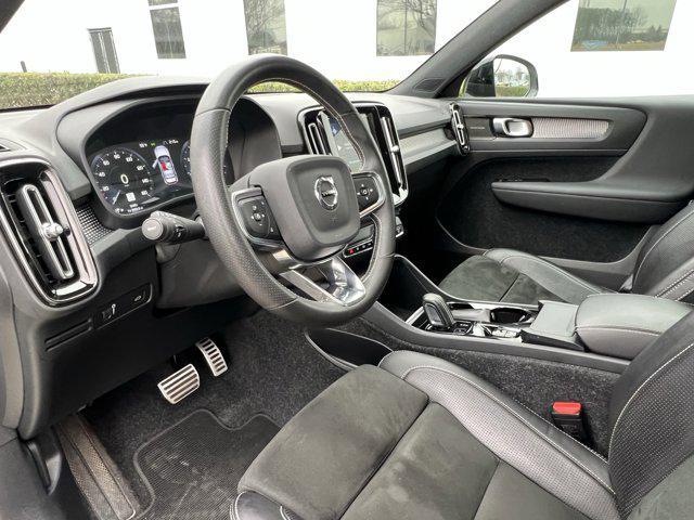 used 2021 Volvo XC40 car, priced at $25,999
