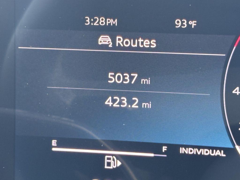 Audi A6 view 24