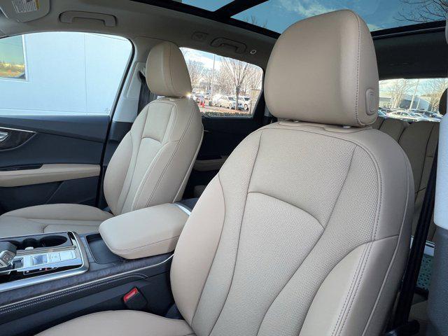 new 2026 Audi Q7 car, priced at $76,635