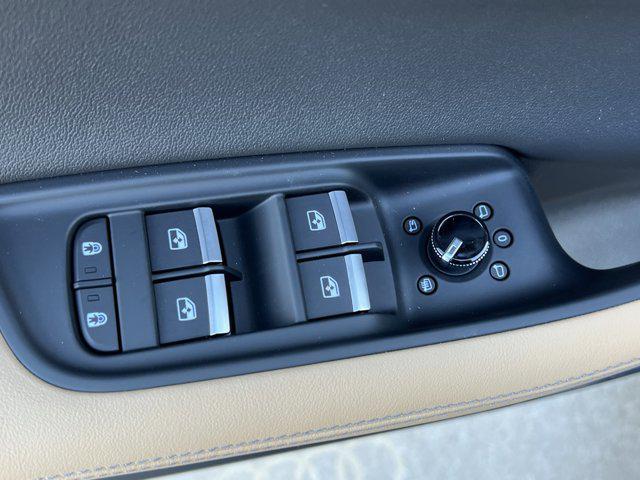 new 2026 Audi Q7 car, priced at $76,635