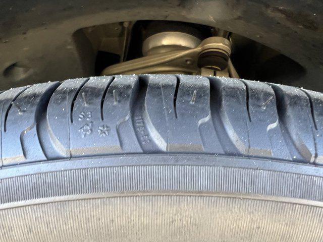 used 2021 Land Rover Range Rover Velar car, priced at $29,487