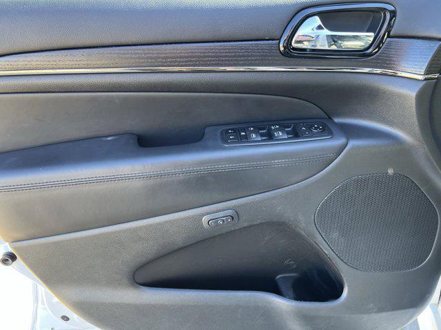 used 2020 Jeep Grand Cherokee car, priced at $23,252