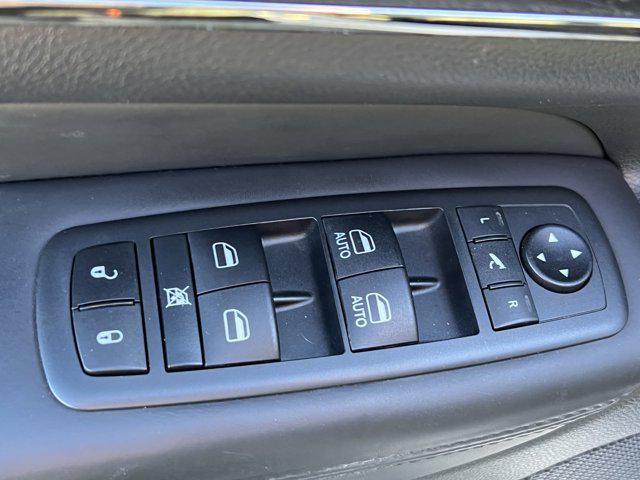 used 2020 Jeep Grand Cherokee car, priced at $23,252