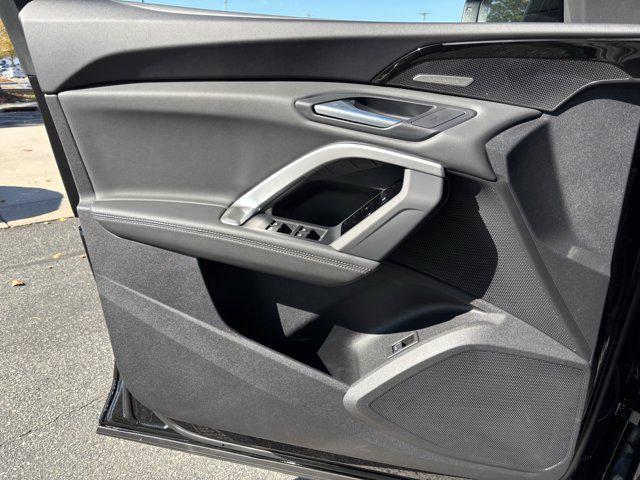 new 2025 Audi Q5 car, priced at $58,080