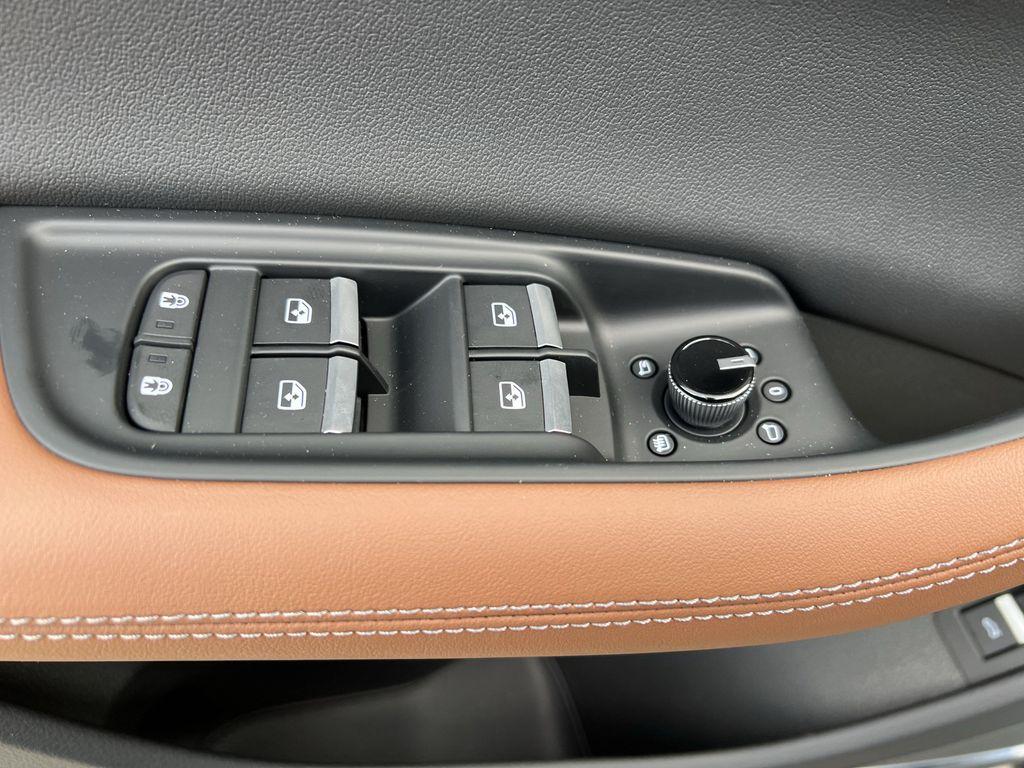 new 2026 Audi Q7 car, priced at $75,990