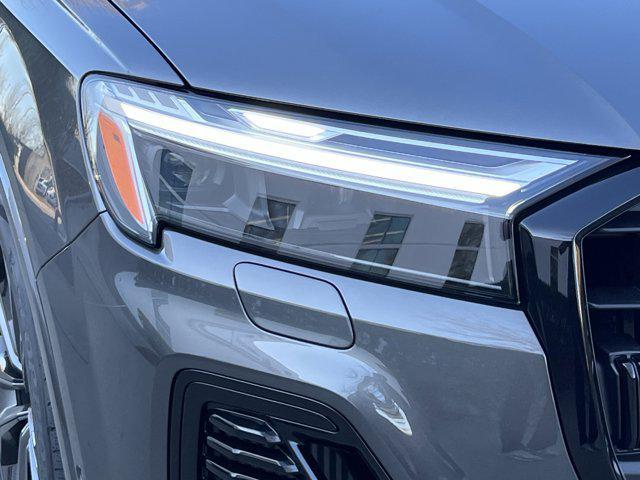 new 2026 Audi Q7 car, priced at $76,635