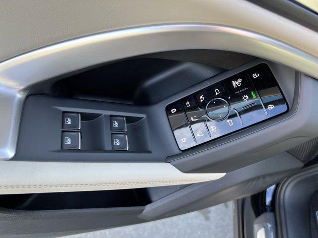 new 2025 Audi Q5 car, priced at $61,095