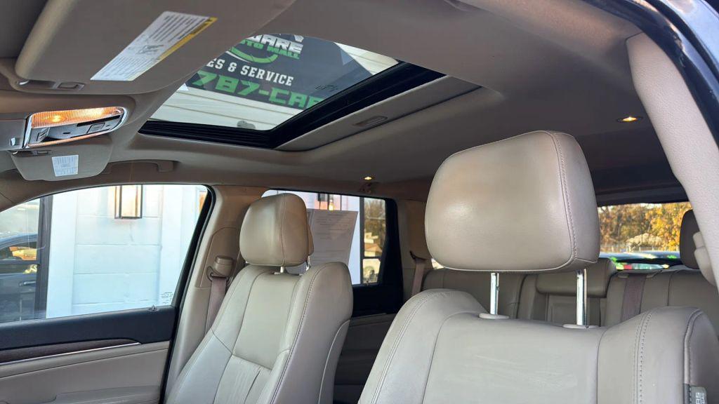 used 2016 Jeep Grand Cherokee car, priced at $13,995