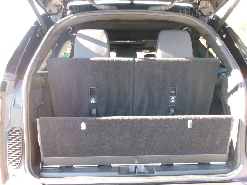 used 2019 Land Rover Discovery car, priced at $19,995