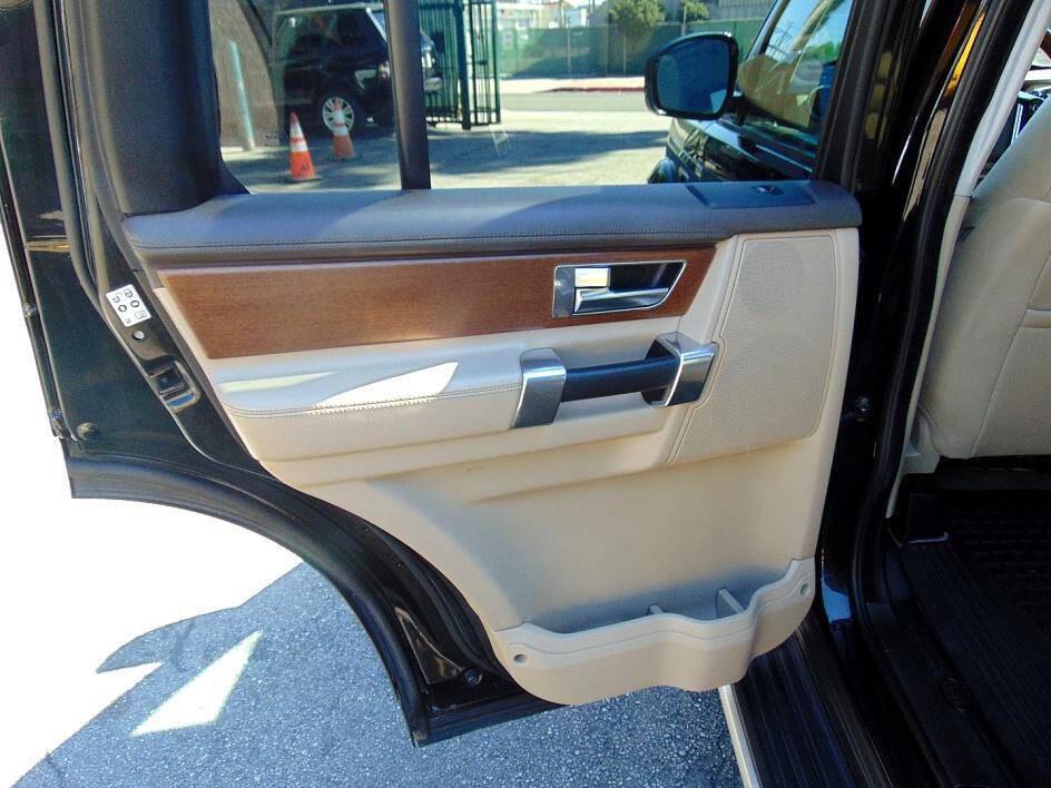 used 2016 Land Rover LR4 car, priced at $15,995