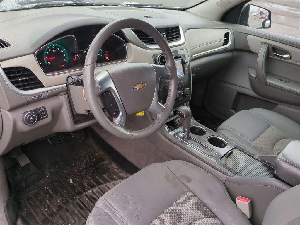 used 2015 Chevrolet Traverse car, priced at $5,500
