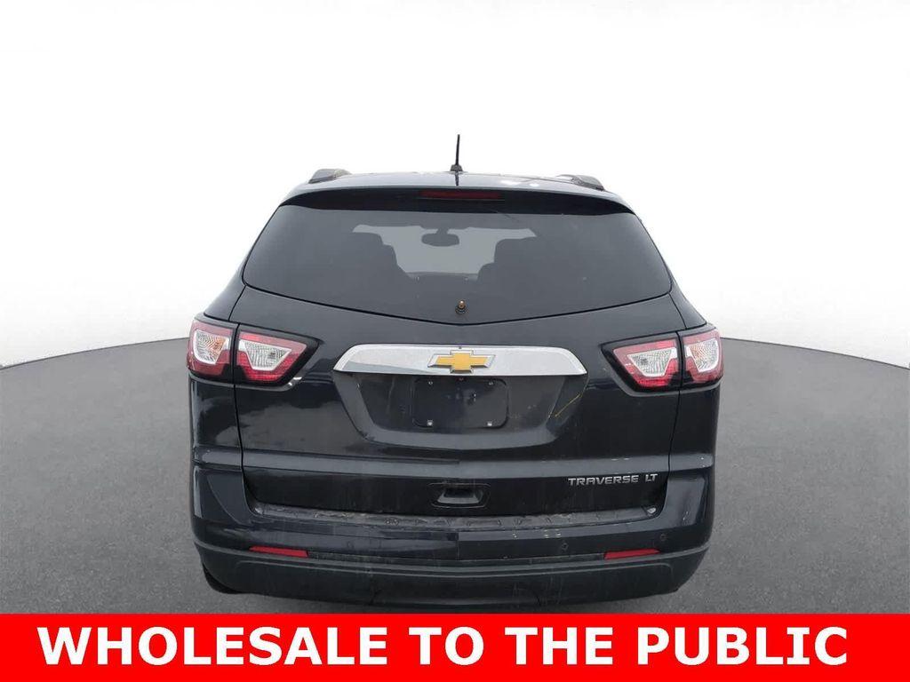 used 2015 Chevrolet Traverse car, priced at $3,900