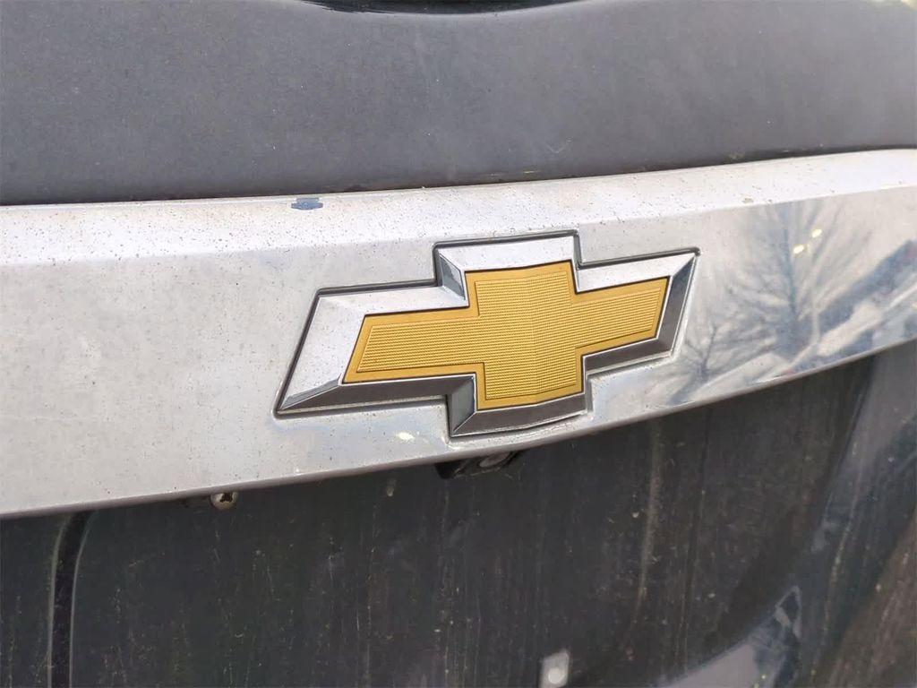 used 2015 Chevrolet Traverse car, priced at $5,500