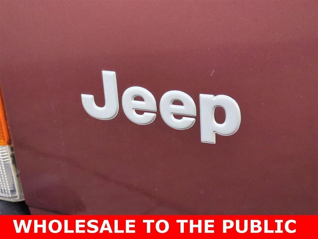 used 2001 Jeep Cherokee car, priced at $7,500