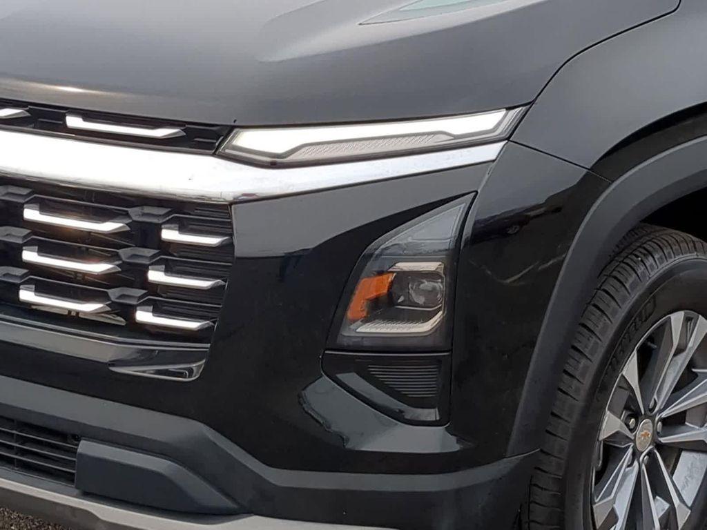 used 2025 Chevrolet Equinox car, priced at $27,877