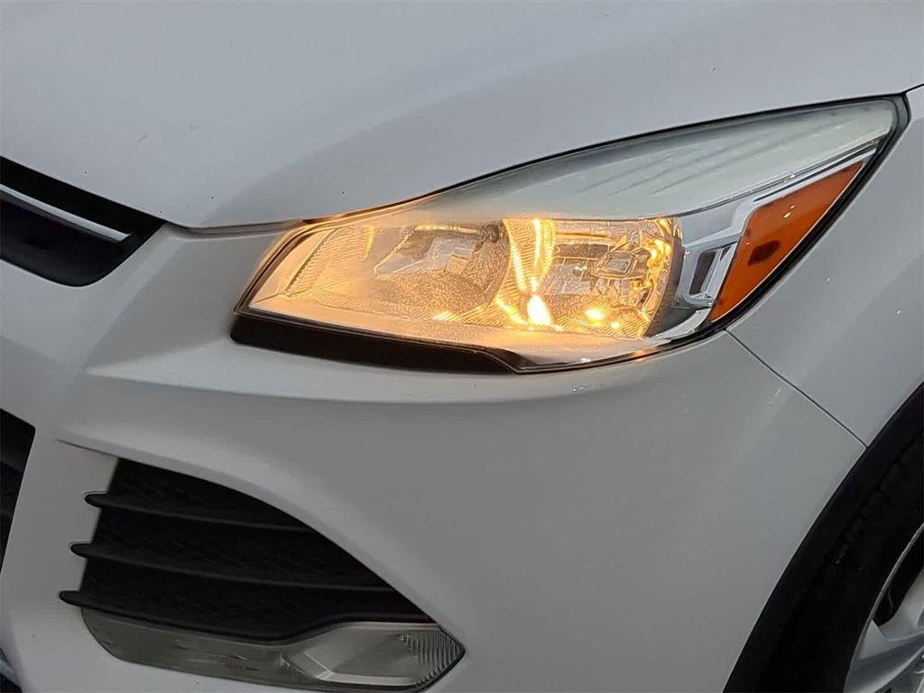 used 2013 Ford Escape car, priced at $5,300