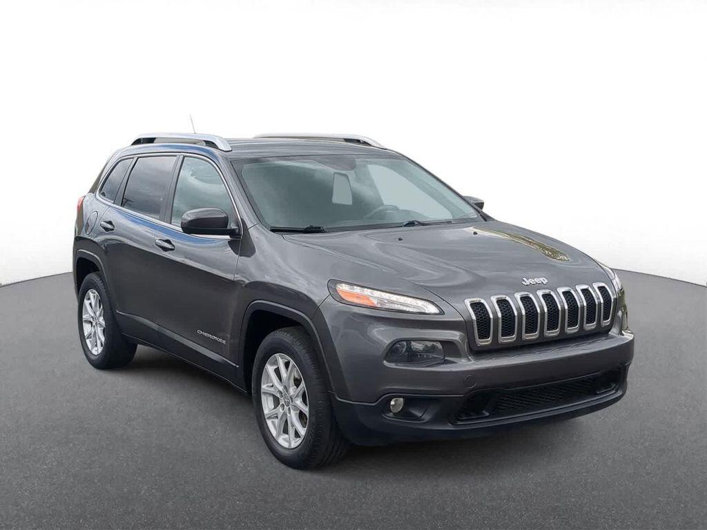 used 2015 Jeep Cherokee car, priced at $10,257