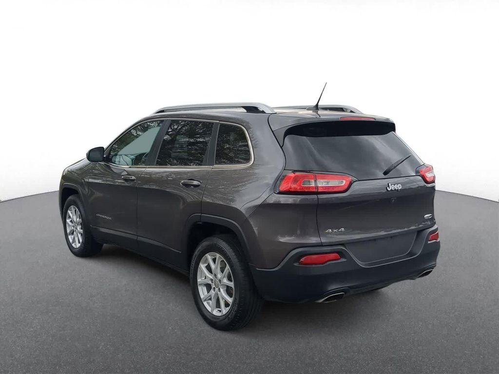 used 2015 Jeep Cherokee car, priced at $10,257