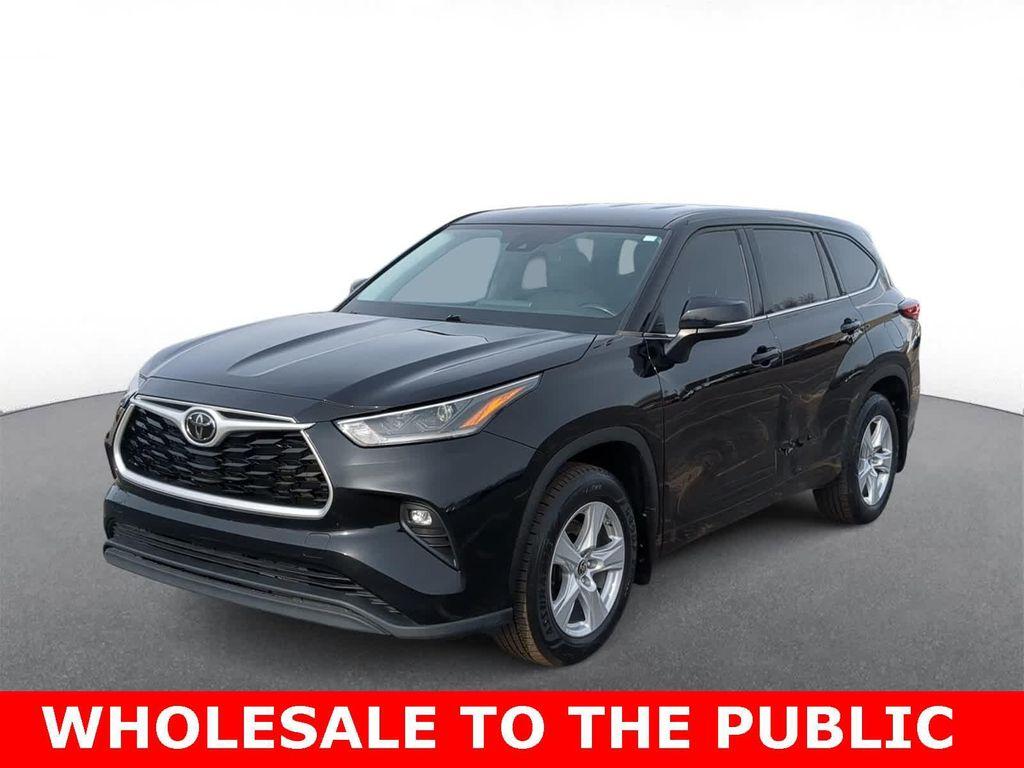 used 2021 Toyota Highlander car, priced at $16,900
