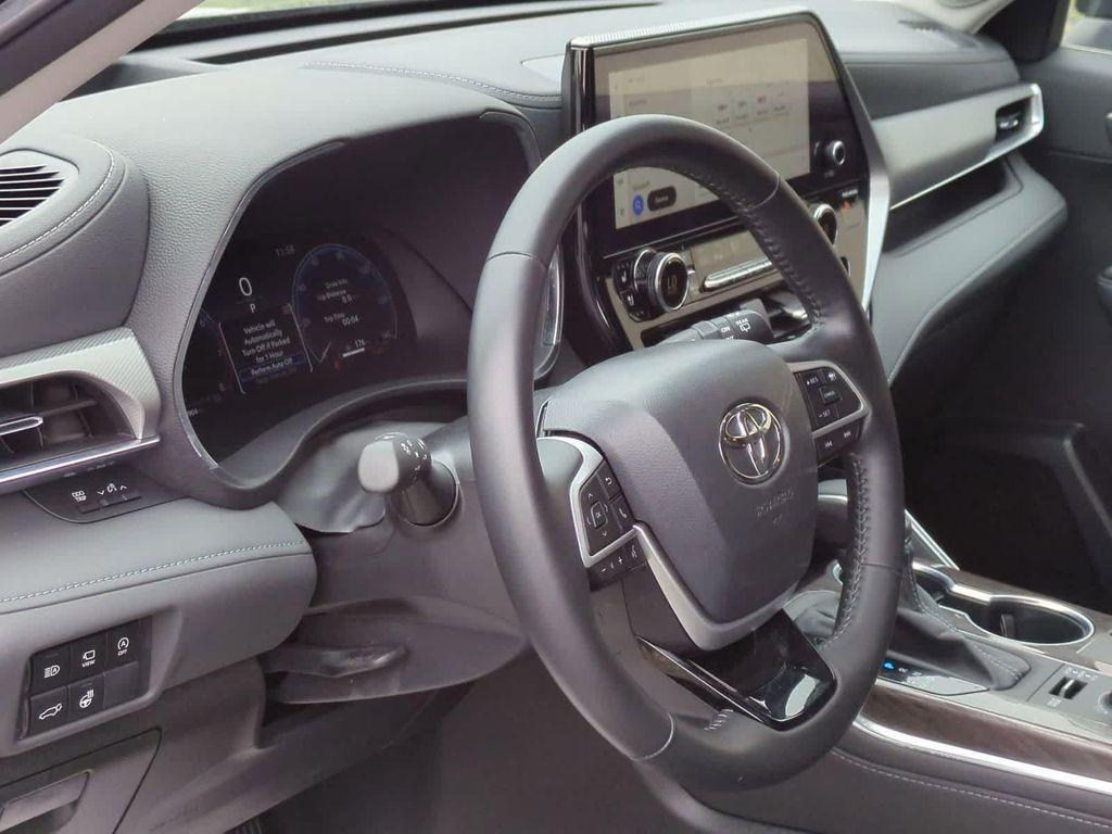 used 2024 Toyota Highlander car, priced at $49,280
