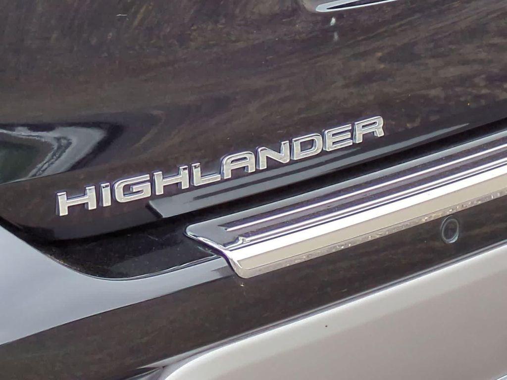 used 2024 Toyota Highlander car, priced at $49,280