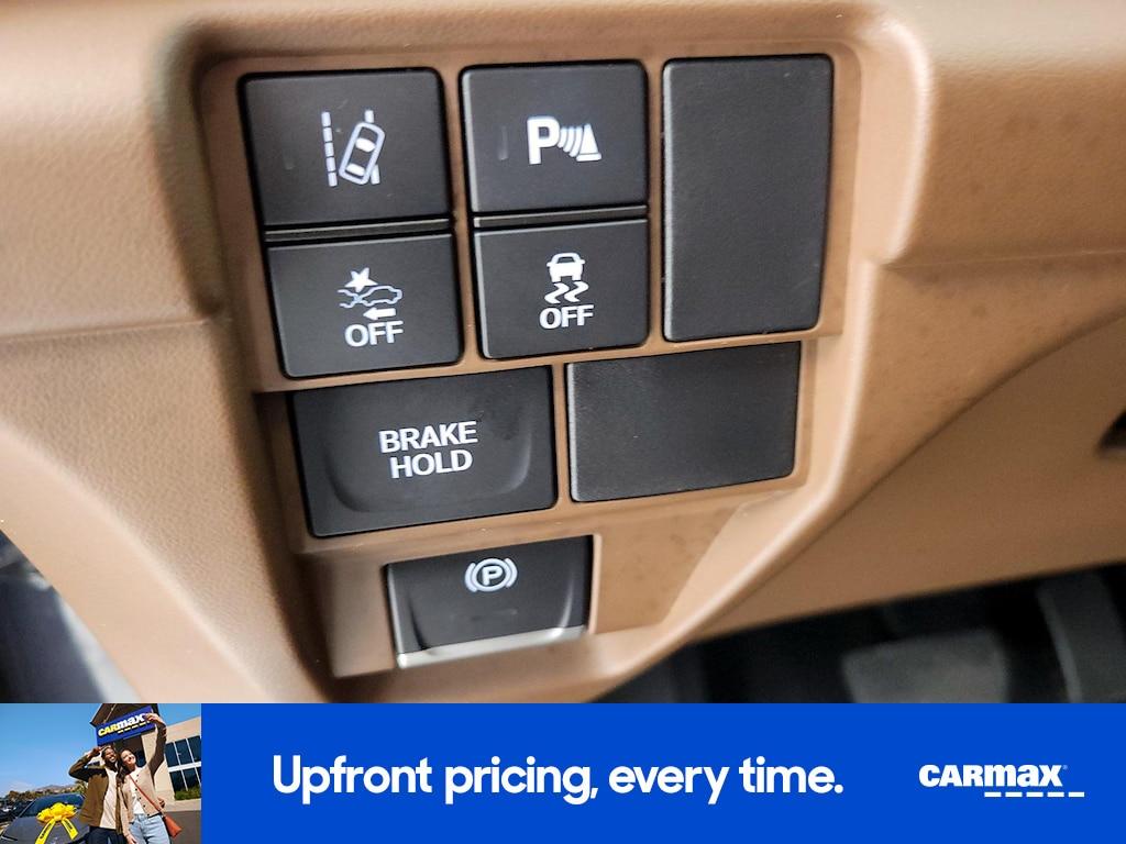 used 2021 Acura RDX car, priced at $27,998
