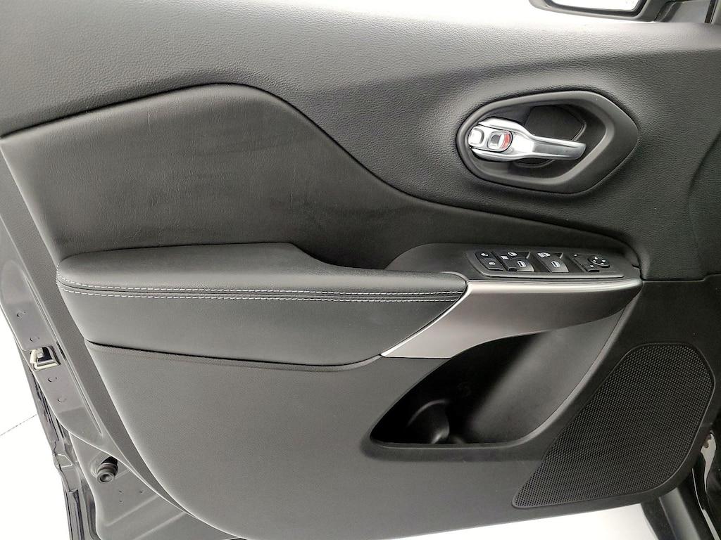 used 2019 Jeep Cherokee car, priced at $12,599