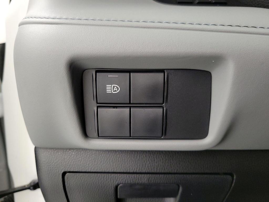 used 2020 Toyota Highlander car, priced at $26,998