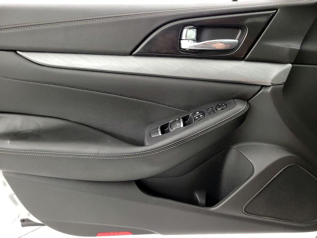 used 2016 Nissan Maxima car, priced at $16,998