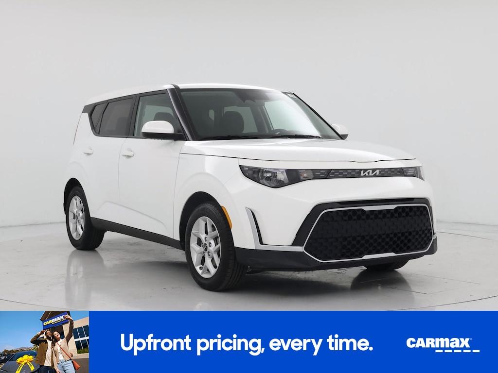used 2025 Kia Soul car, priced at $17,998