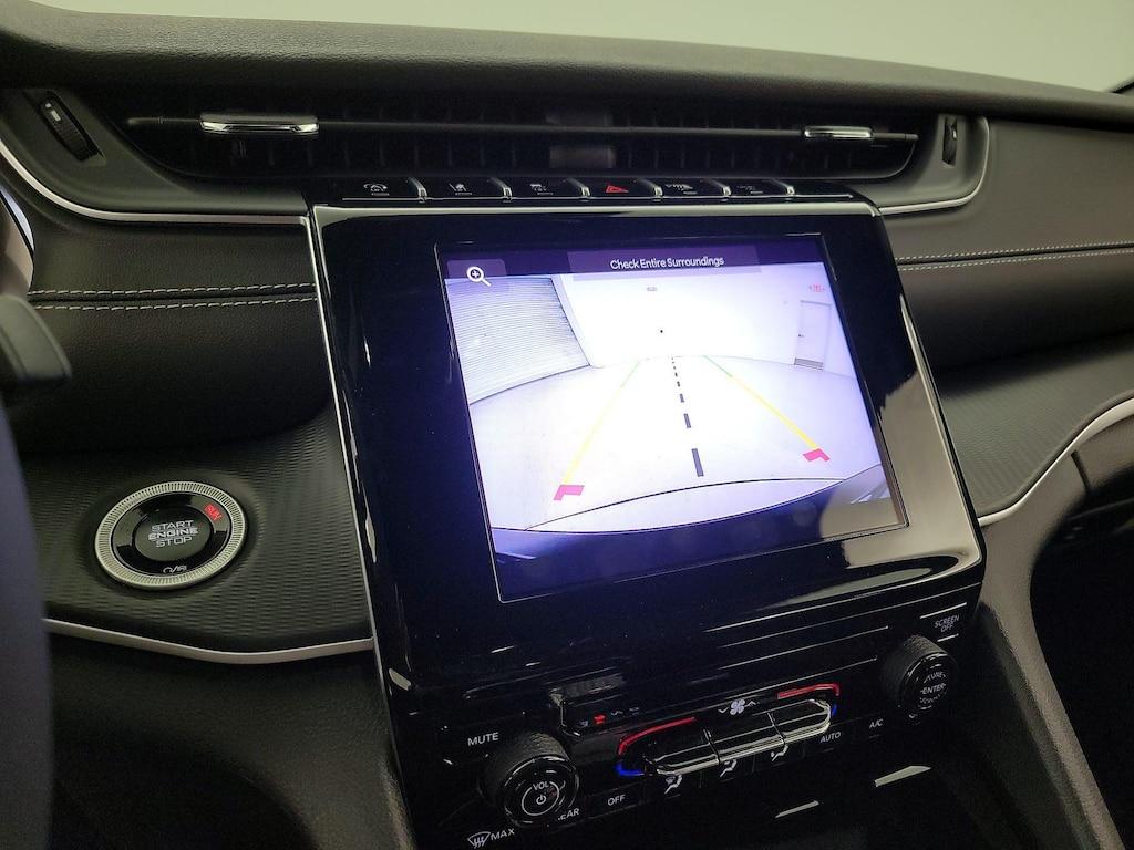 used 2025 Jeep Grand Cherokee car, priced at $33,998