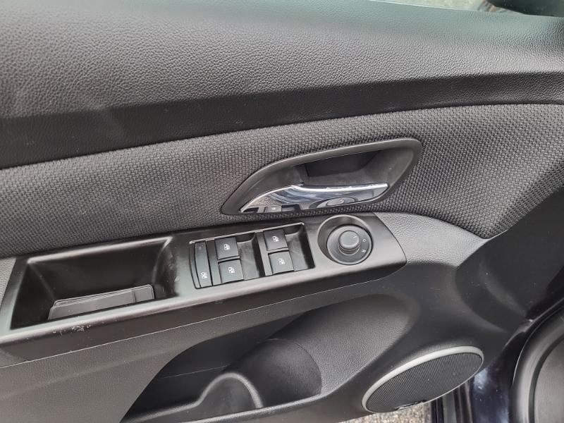 used 2014 Chevrolet Cruze car, priced at $6,295