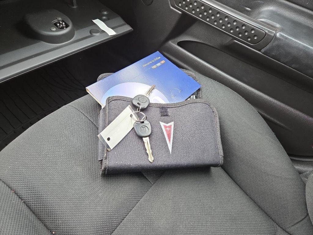 used 2007 Pontiac Grand Prix car, priced at $5,995