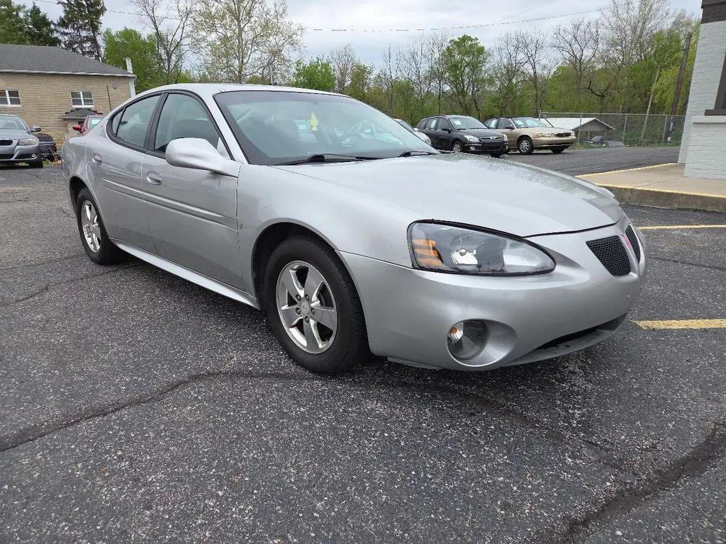 used 2007 Pontiac Grand Prix car, priced at $5,844